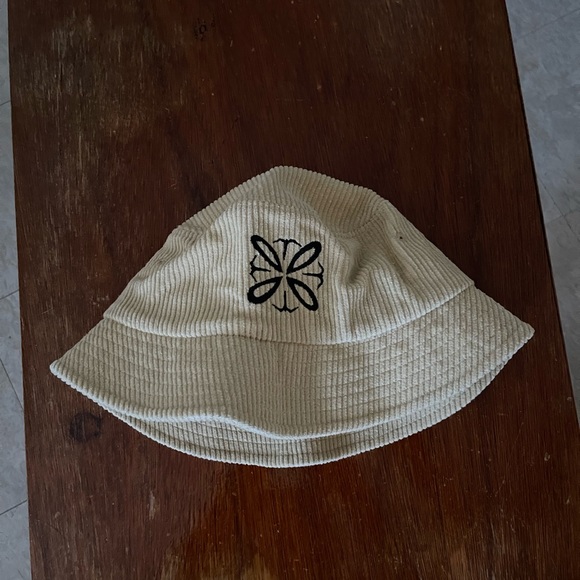 Accessories - Da Hapa Hunneh Iwa Bucket Hat